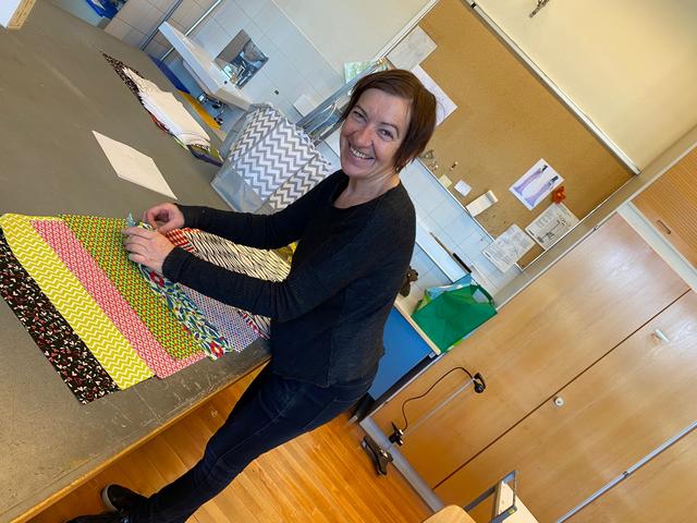 Derzeit werden im CHS MNS_Masken gefertigt | Foto: CHS Villach