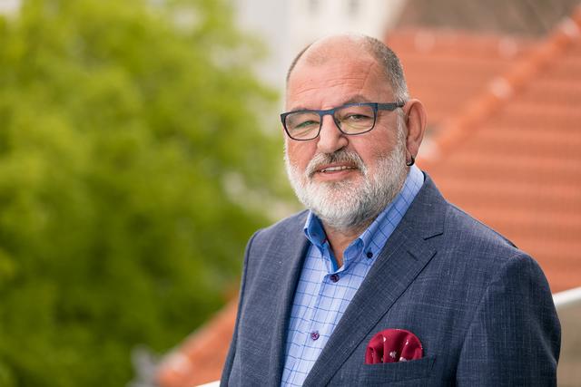 Herbert Schweiger ist seit Oktober 2016 Geschäftsführer der Wiener Volkshochschulen.