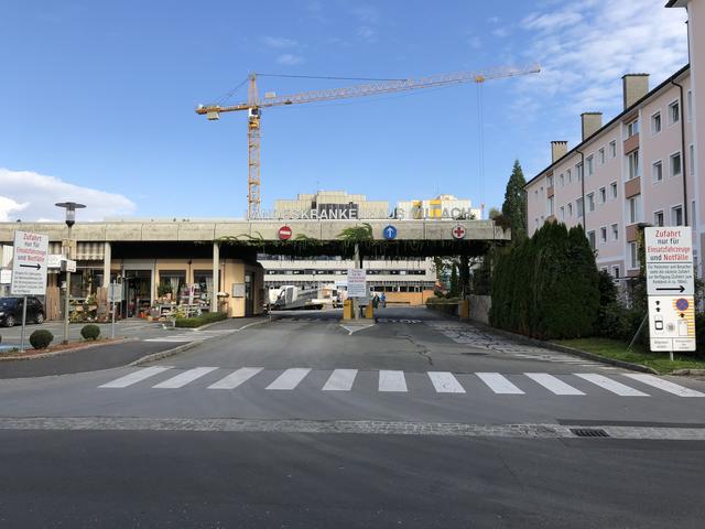 Ein Brandschutzprojekt verbessert die Sicherheit im LKH Villach und wurde nun vom Landesrechnungshof geprüft. | Foto: KK