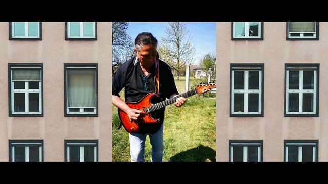 Milo Popovic: Gitarre, Vocals 4. Strophe | Foto: Screenshot aus Video von Maximilian Zauner
