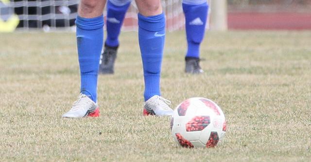 Ball ruht! heißt es auf heimischen Fußballplätzen.