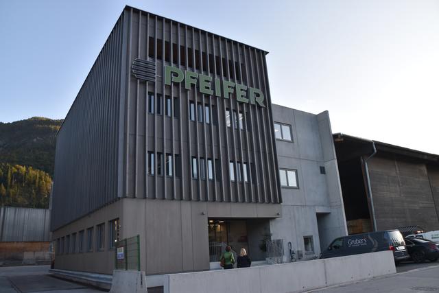 Für den Industriebetrieb "Pfeifer Group" mit einem Standort in Kundl wirkte sich die Corona-Krise auf das Produktionsniveau aus | Foto: Barbara Fluckinger/BB Archiv