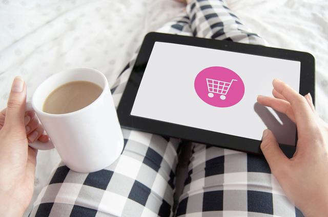 Einige Betriebe im Bezirk setzen seit dem Herunterfahren des Wirtschaftslebens durch die Corona-Krise auf digitalen Onlinehandel und Lieferservice.  | Foto: Pixabay