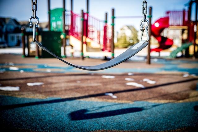 Auf den Spielplätzen in Spittal kehrt wieder Lebein ein.