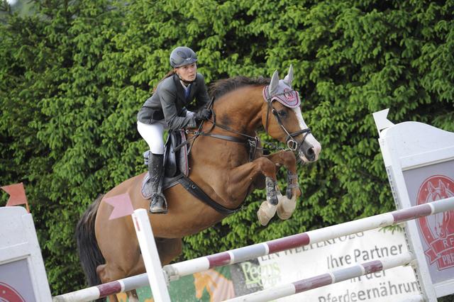 Beim RFV Preding hofft man darauf, zumindest das jährliche Herbstturnier wie geplant durchführen zu können.
Im Bild: Elisabeth Stoiser auf "Canduro S". | Foto: Horsic.com