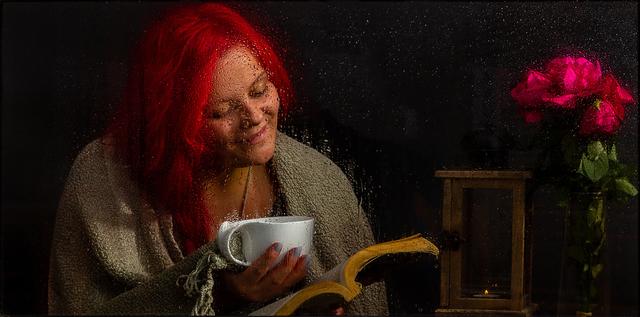 Bild 11: Senn Othmar - "Lesen am Fenster" - 12 Punkte | Foto: © by Senn Othmar