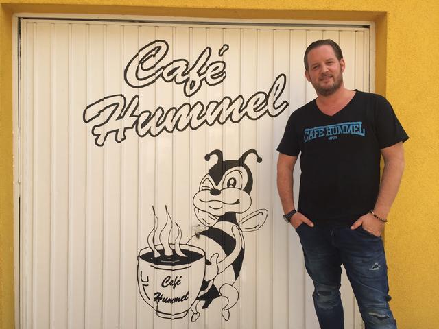 Artur Hummel vom Café Hummel in der Donaustadt ist sich sicher: "Wenn die Schließungen nicht bald gelockert werden, verlieren viele Gastronomen ihre Existenzgrundlage. "