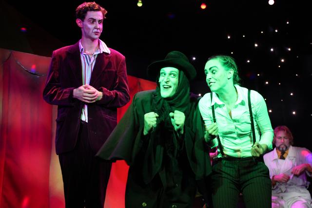 Das EAV-Musical "Total Verunsichert - Die Erste Allgemeine Verunsicherung" ist wohl frühestens im Herbst im Theater der Innenstadt zu sehen.