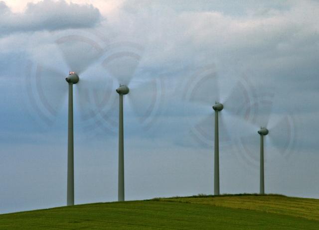 Bild 02: Energieerzeugung mit erneuerbarer Energie ist die Zukunft und nicht die fossile Verbrennung! Erst letzte Woche wurde in Österreich das letzte Steinkohlekraftwerk geschlossen! | Foto: © by Ing. Günter Kramarcsik