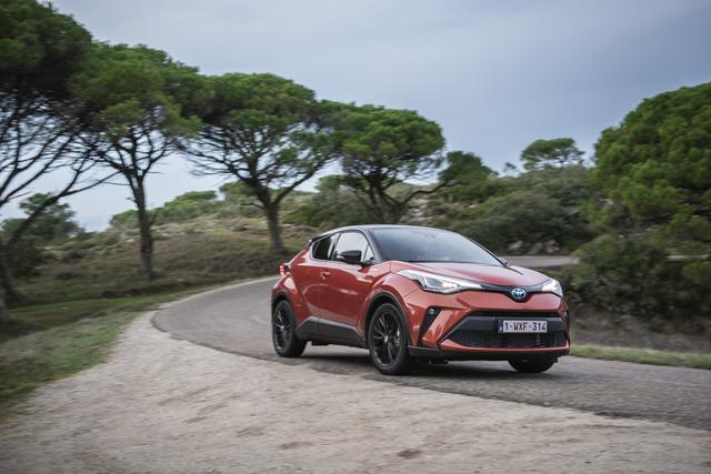Ist extrovertiert und charakterstark geblieben: der Toyota C-HR. Wie bei einem Update üblich gibt es vieleVerbesserungen.�