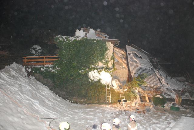 Zusammen mit Rot Kreuz und Bergrettung waren die Einsatzkräfte der Freiwilligen Feuerwehr Bad Gastein für Hilda Haunsberger eine ganze Nacht im Einsatz.