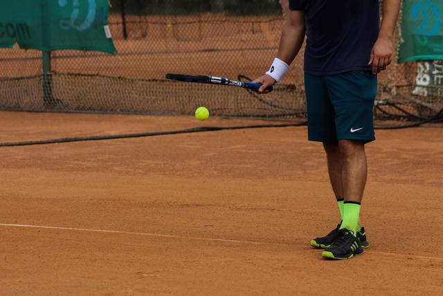 Ab 1. Mai darf wieder Tennis gespielt werden.  | Foto: unsplash