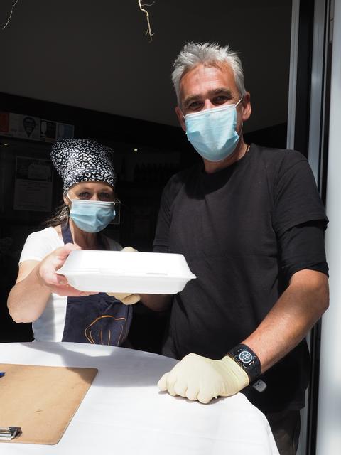 Einen Abholservice bieten Irmgard und Christian Aigner vom Landgasthof Erlsbacher in Leoben-Kaltenbrunn. | Foto: Gaube