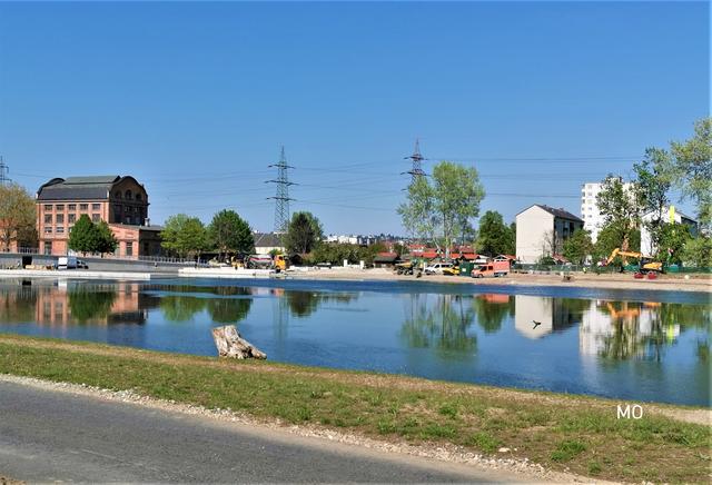 Puchsteg Graz, Grünanger Seichtwasserzone