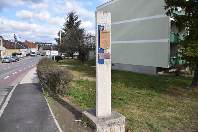 Hotels und Ferienwohnungen in Neufeld an der Leitha und Umgebung: an einer Weinprobe teil, bei der Sie die hauseigenen Weine kennenlernen knnen. Wo liegt Neufeld? Karte und weitere Infos