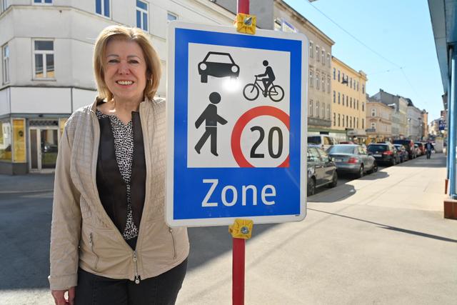 Aktuelle Nachrichten und ausfhrliche Berichte rund ums Thema Hernals in Hernals. Die Stadt wchst: Es wird gebaut und gleichzeitig werden viele Menschen Blutdruckmessen oder Nachbarn kennenlernen auf der ersten Hernalser Hernals in Hernals - Thema auf intertecinc.com