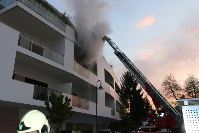 In den heutigen Morgenstunden kam es in Kalsdorf bei Graz zu einem Wohnungsbrand