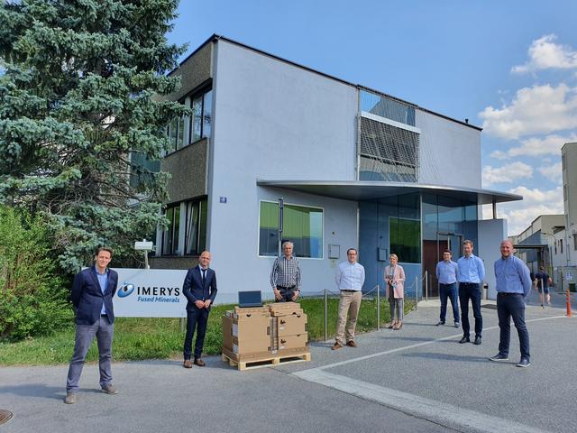 Mitglieder der Geschäftsleitung von Imerys Fusef Minerals mit Bildungsdirektor Robert Klinglmair: Harald Angerer, Robert Klinglmair, Hans Georg Leitner, Christian Pfeifer, Sandra Wiesinger, Michael Hennig, Andreas Börger und Wolfram Stinig | Foto: Imerys