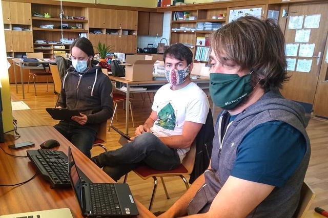 Michael Soos, Robert Poppernitsch, Christian Srienz haben Laptops gesammelt. | Foto: Privat