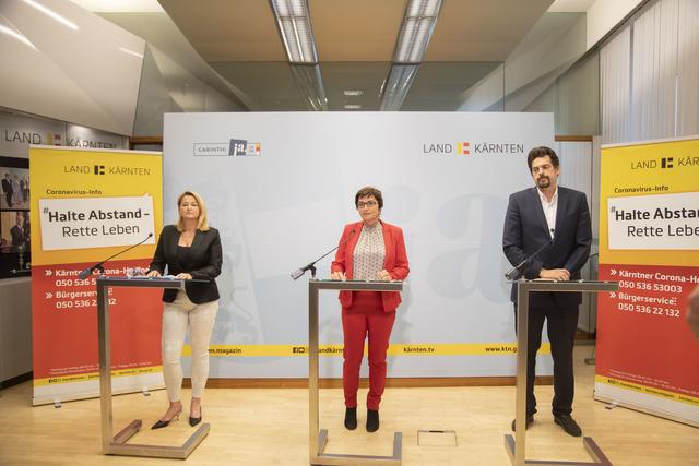 Besuchsregelungen in Pflegeheimen werden gelockert, berichteten Sigrid Samm, Beate Prettner und Günther Wurzer in der Presskonferenz. | Foto: LPD Kärnten/Peter Just