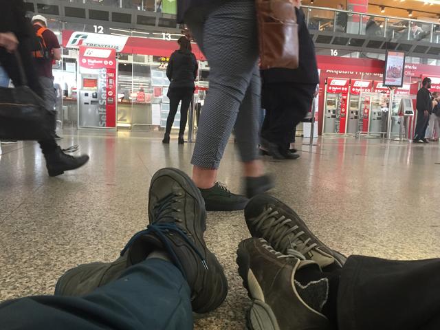 Warten auf die Zugabfahrt ...