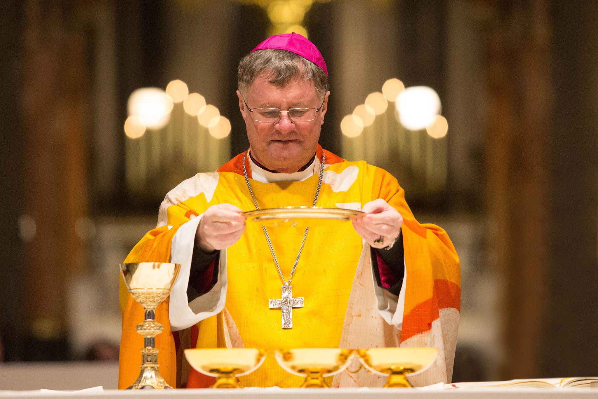Corona: Gottesdienste – wie ab 15. Mai gefeiert werden darf Corona: Gottesdienste – wie ab 15. Mai gefeiert werden darf