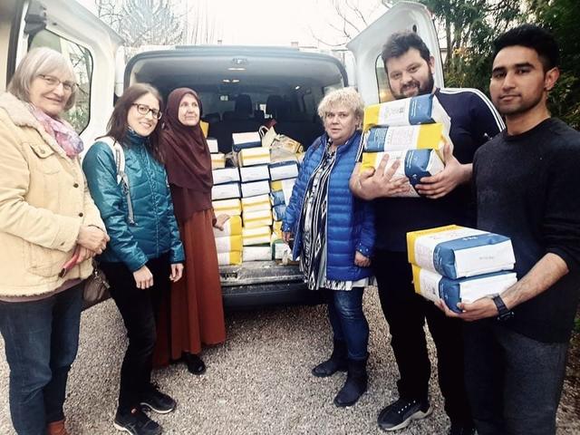 Lebensmittel, Kleidung, Schuhe, Schlafsäcke werden auch heute noch dringend in Bosnien benötigt. | Foto: SOS Balkanroute