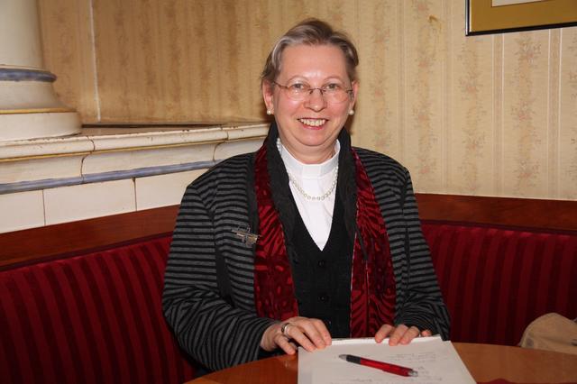 Christine Mayr-Lumetzberger, röm. kath. geweihte Bischöfin.   | Foto: Zinterhof