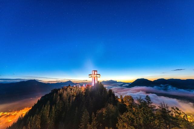 Ab 29. Mai öffnet das Jakobskreuz seine Pforten. | Foto: Stefan Thaler Photography