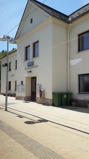 wir starten am Bahnhof Breitenstein | Foto: I.Wozonig