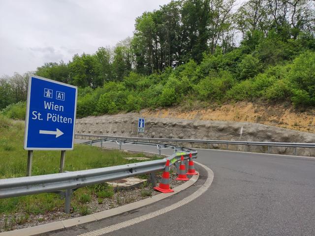 Achtung beim Autobahnabschnitt in Pöchlarn: Dort kracht es laut den Unfallstatistiken am meisten im Bezirk Melk.