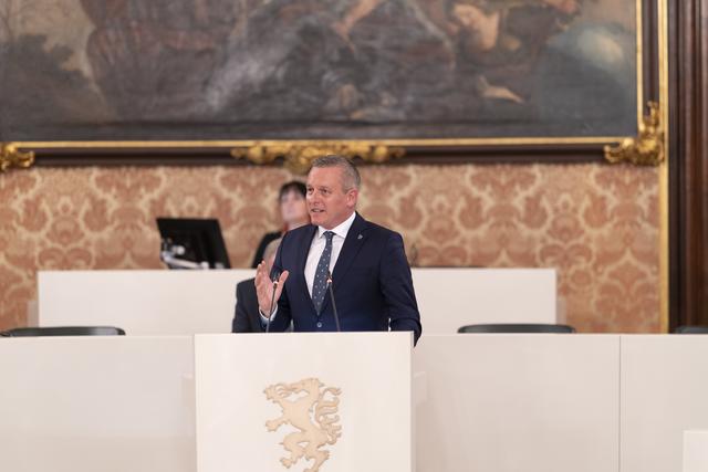 Für Sicherheitsinseln: Mario Kunasek (FPÖ) fordert Ausbau von Kasernenstandorten in Graz und St. Michael. | Foto: FPÖ/Krenn