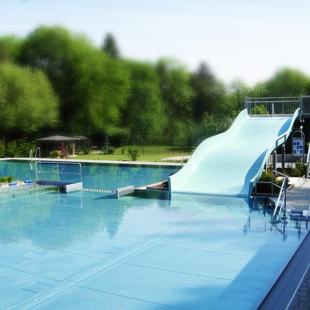 Wenn das Wetter passt und die Bundesregierung das "ok" gibt, öffnet das Freibad in St. Peter Ende Mai.