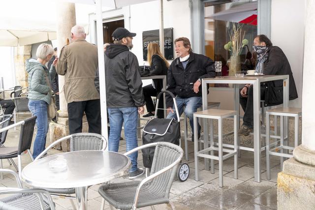 Die Gäste des Leobener Stadtcafés sind wetterfest. | Foto: Klaus Pressberger
