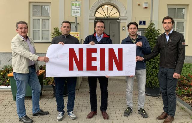 21.04.2020 12 km, Wien. Merken 32 Jahre alt, Single und schlank und s sucht Liebe Suche Ehrlichen Mann mit Niveau zwischen 49-57 Jahren. Sie sucht Ihn in Gerasdorf - kostenlose Kontaktanzeigen
