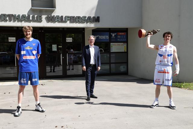 Da freut sich Medienpartner WOCHE mit: Die Kapfenberg Bulls sind die Mannschaft des Jahres. | Foto: GEPA