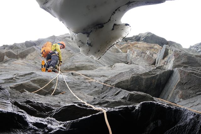 Arbeiten auf dem Ödenwinkelkees Forschungsprojekt zu Felsstabilität von Permafrost auf den Ödenwinkelkees in Uttendorf | Foto: Land Salzburg/Gerald Valentin