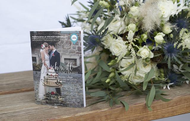 Das neue Hochzeitsbooklet beinhaltet eine Wedding-Checkliste, hochwertige Dienstleister aus den Bereichen Kulinarik, Floristik, Fotografie und Unterhaltung sowie spezielle LGBT-Locationtipps.