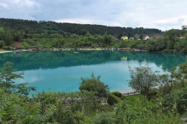 Der Großteil des See`s ist PRIVAT und wird von den Besitzern liebevoll gepflegt.