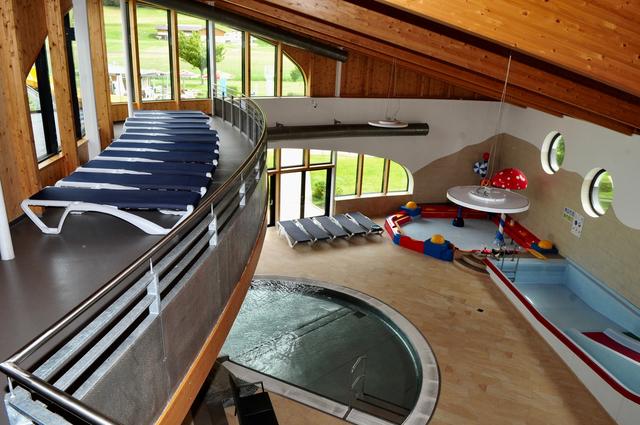 Der Kinderbereich im neuen Zubau wartet auf die kleinen Badegäste. | Foto: Hassl
