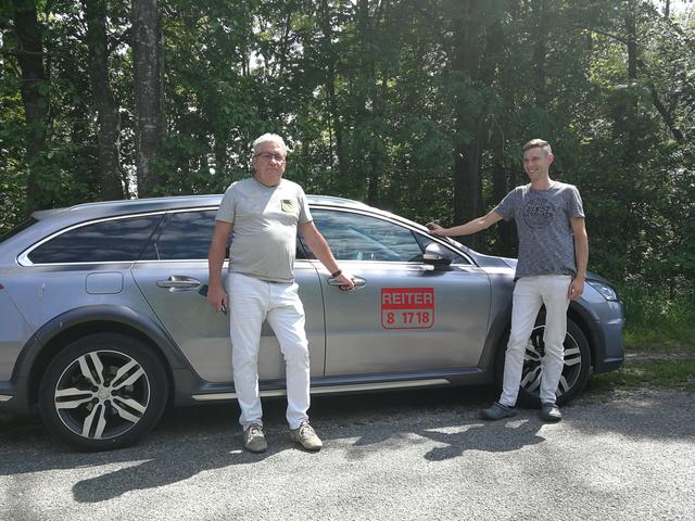 Hubert Reiter und Juniorchef David Dobler von Taxi Reiter.