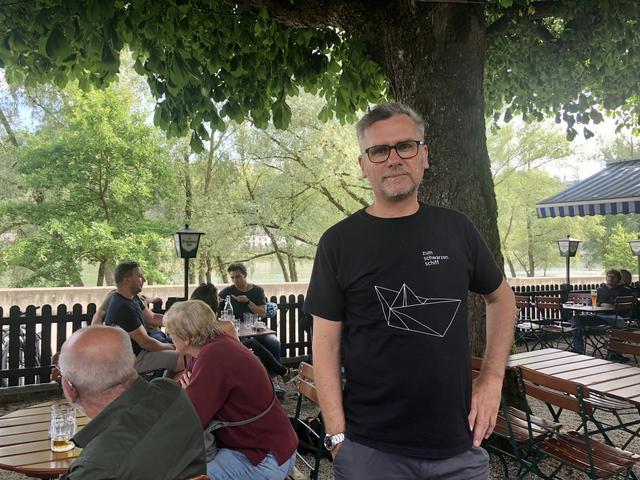 Michael Fellöcker, Geschäftsführer vom "Zum schwarzen Schiff" in Alt-Urfahr ist nach den ersten Tagen zufrieden. | Foto: BRS