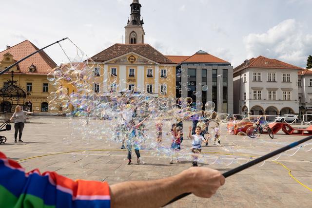 Es kommt wieder Leben in die Stadt. | Foto: Martin Meieregger