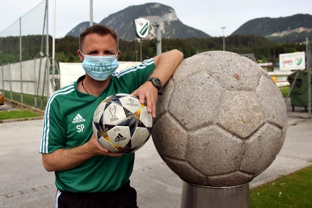 Start frei zum Training - Trainer Paul Schneeberger - SV Kirchbichl. | Foto: Friedl Schwaighofer