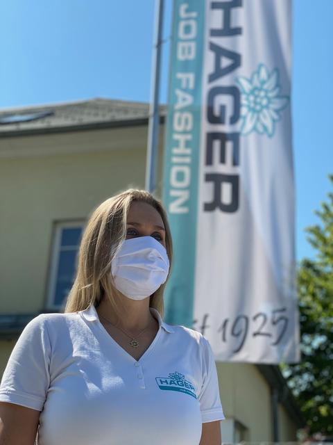 Daniela Brückler, Inhaberin von Hager Job Fashion: „Unsere Masken ermöglichen nahezu freie Atmung und sind nachhaltig.“ | Foto: Hager Job Fashion
