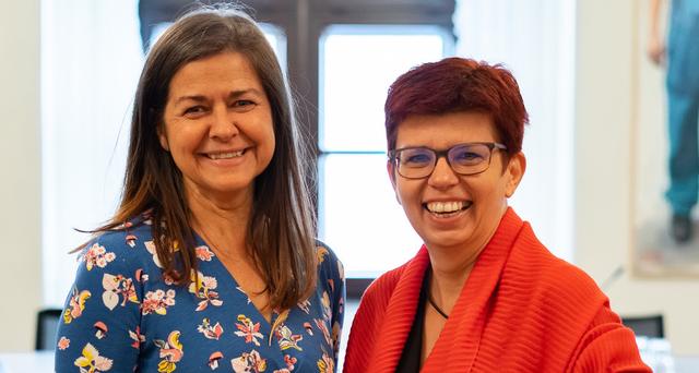 „Die Krisenwohnung bietet Frauen und Kindern in der Südweststeiermark Schutz vor Gewalt“: Soziallandesrätin Doris Kampus mit der Landtagsabgeordneten Bernadette Kerschler. | Foto: Peter Drechsler