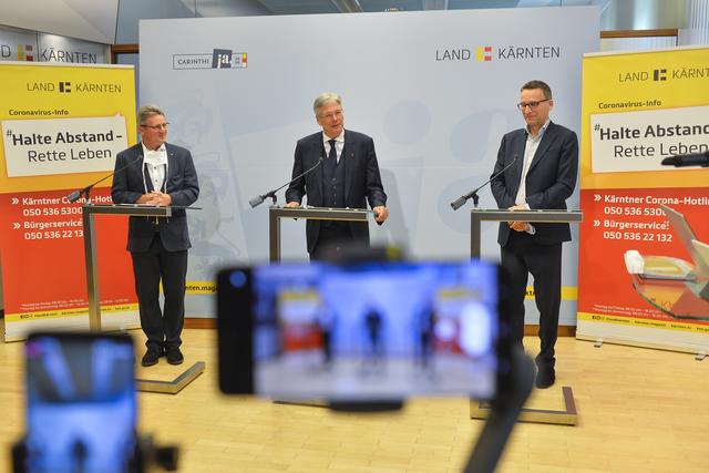 Der Carinthische Sommer findet statt, freuen sich Klemens Fheodoroff, Peter Kaiser und Holger Bleck (von links).