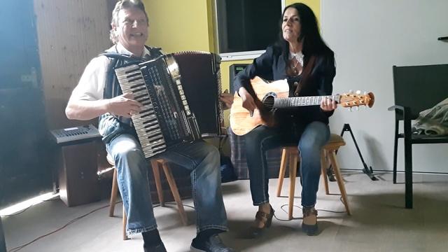 Duo Knaus im Kulturstadl Markt Sankt Martin (Kulturverein Echt Wien)