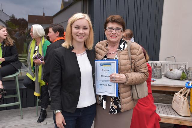 Nationalrätin Eva-Maria Himmelbauer - das politische Enkerl von Rosemarie Bauer. | Foto: Goll