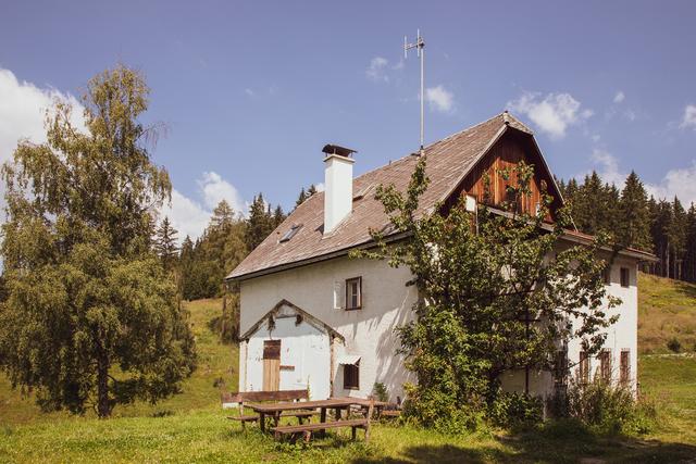 Die Schmollhube, ein beliebtes Ausflugsziel für Wanderer im Naherholungsgebiet im Süden von Leoben, könnte im Frühjahr 2021 wiedereröffnet werden. | Foto: Foto Freisinger